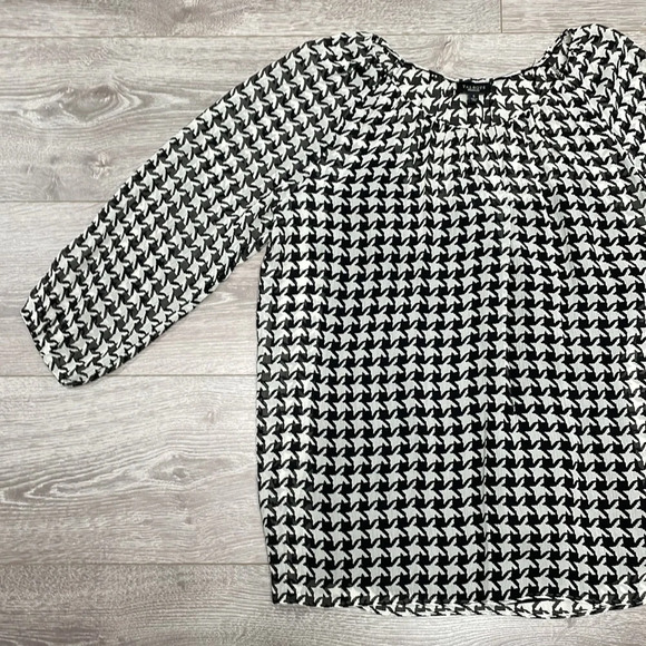 NWT Talbots 100% Silk Houndstooth Blouse with Black Camisole S - Picture 5 of 15